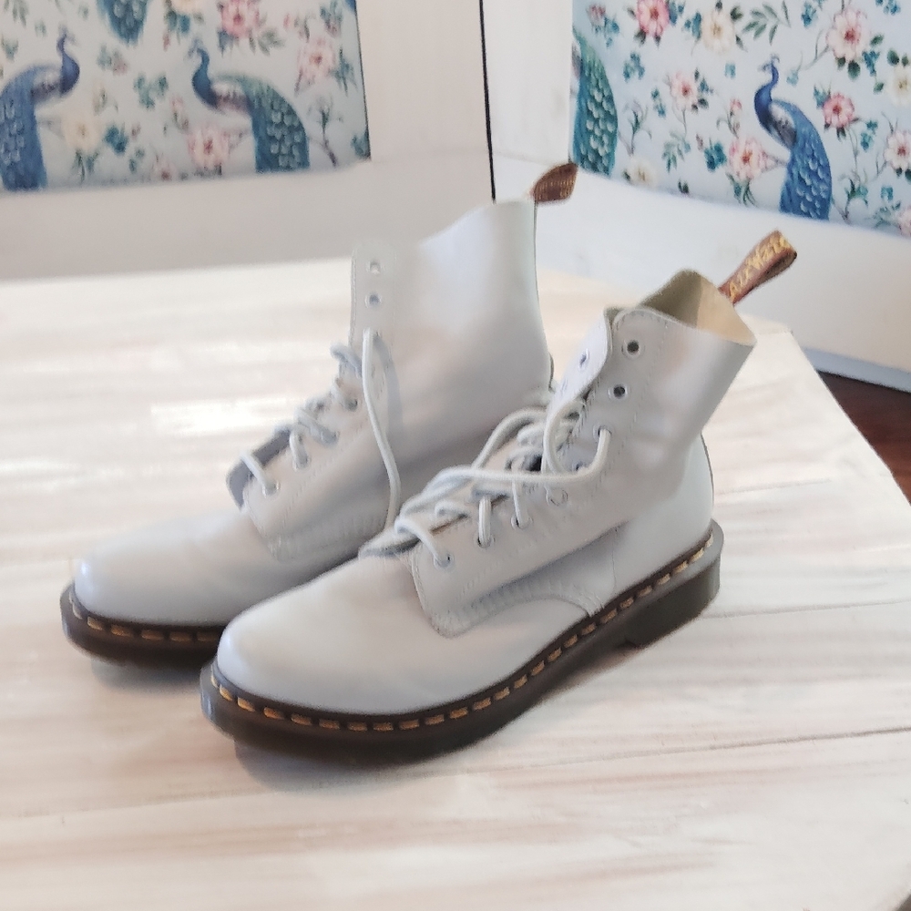 Women's White Leather Boots